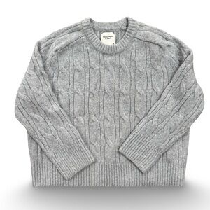 Abercrombie & Fitch Heather Gray Women’s Sweater Size M